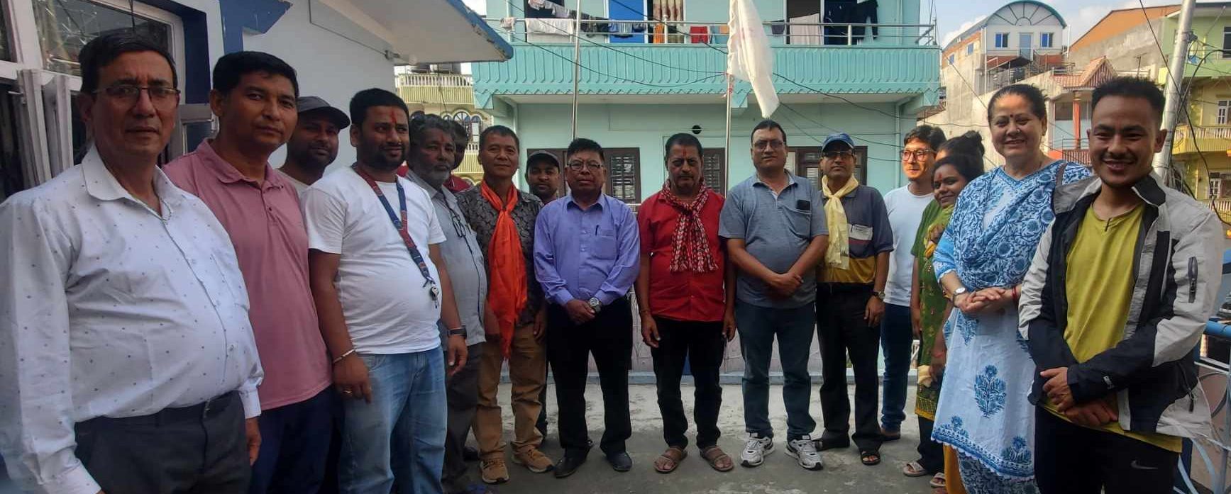 हेटौंडा सिमेन्ट उद्योगमा कार्यरत ४१ जना मजदुरले माओवादी त्याग्दै नेकपा एसमा प्रवेश गरे