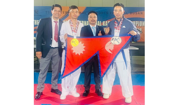कोरियन ओपन कराँतेमा नेपाली खेलाडी थोकर र गुरुङलाई एक स्वर्ण र दुई रजत